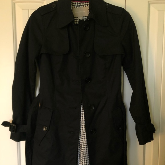 Banana Republic Trench Coat - Picture 3 of 5